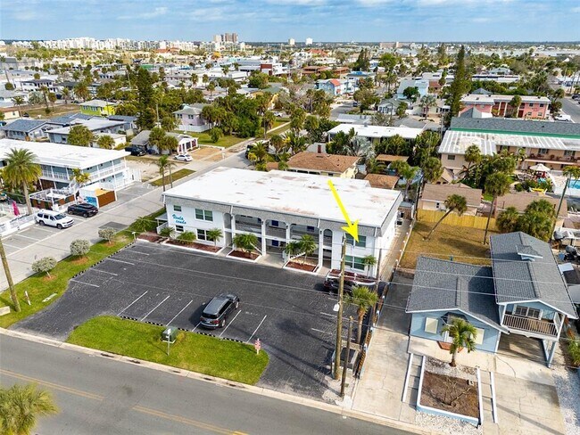 Building Photo - 7151 Sunset Way