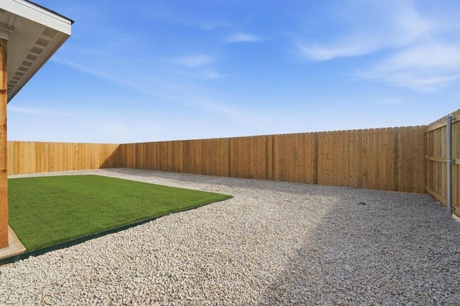 Building Photo - Brand New Home with Flexible 6-Month Lease Available