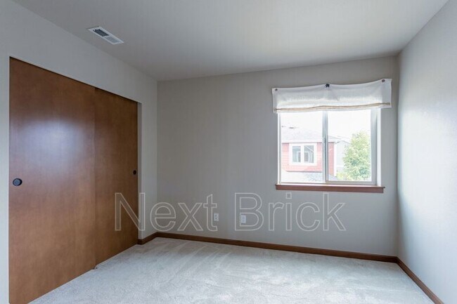 Building Photo - 2426 43rd Ave SE