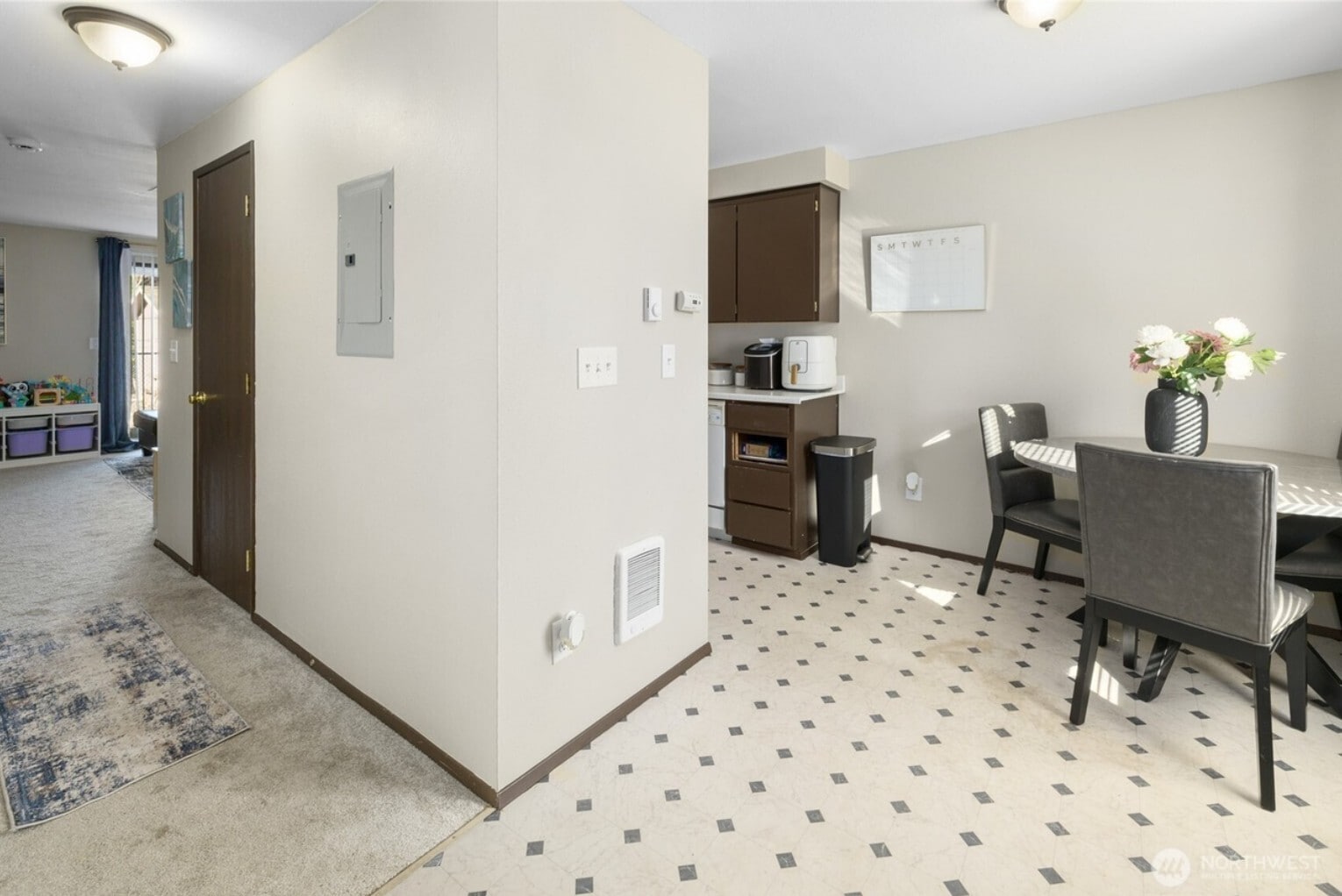 Building Photo - 429 37th St SE