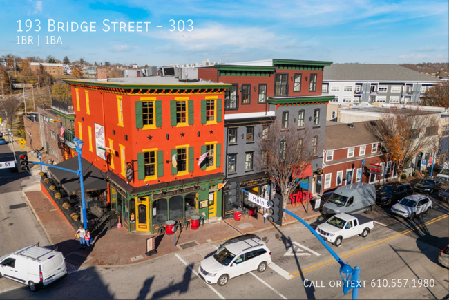 Building Photo - 193 Bridge St