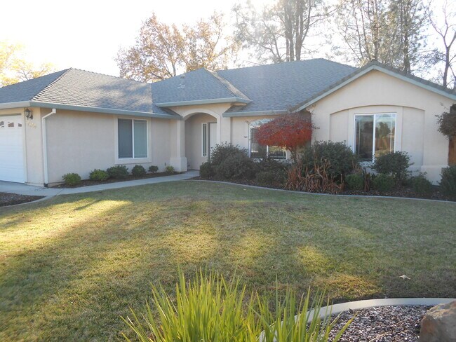 Building Photo - SCENIC BACKYARD WITH  CLEAR CREEK ACCESS I...