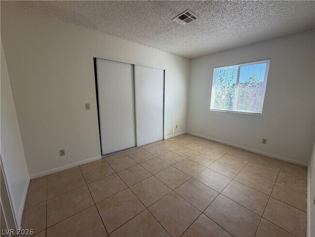 Building Photo - 3440 Civic Center Dr