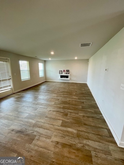 Building Photo - 909 Teabiscuit Wy