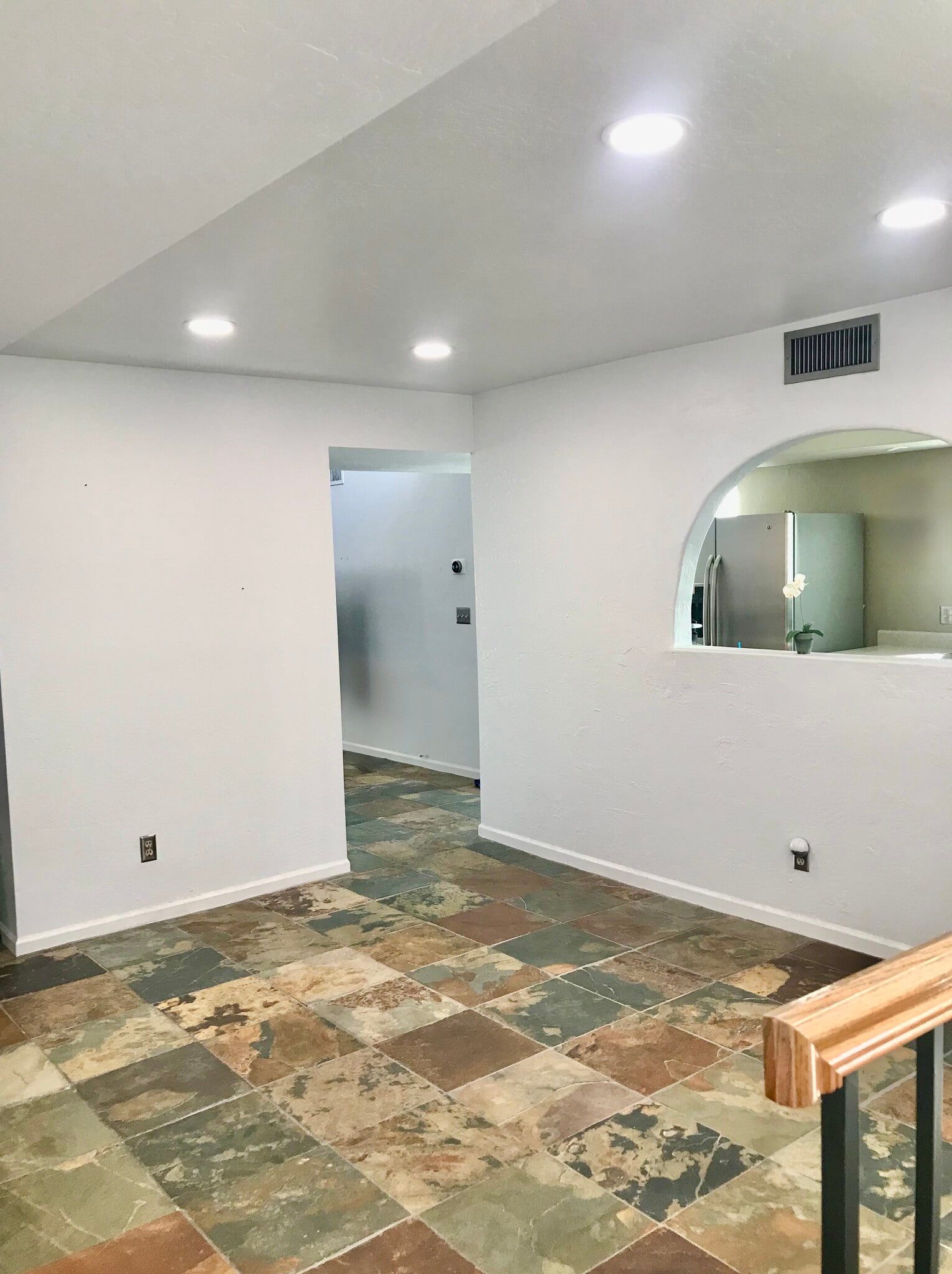 Building Photo - 7800 E Lincoln Dr