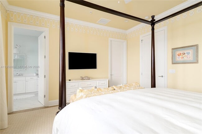 Building Photo - 11261 SE Blair Ln