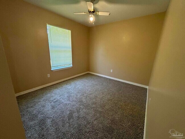 Building Photo - 1454 Little Creek Dr