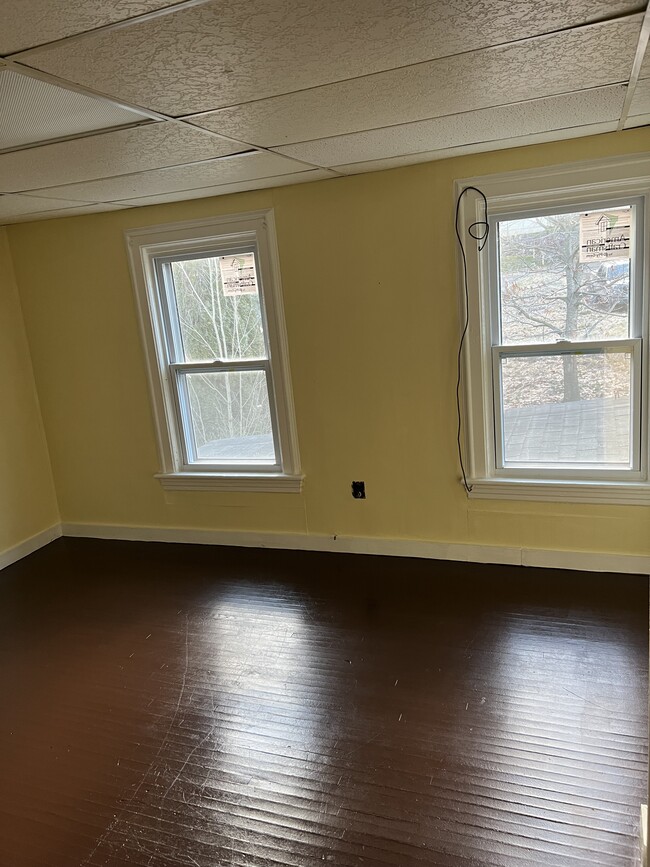 Upstairs bedroom #3 - 18835 Cussewago Ter