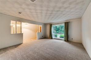 Building Photo - 2936 Woodmere Dr