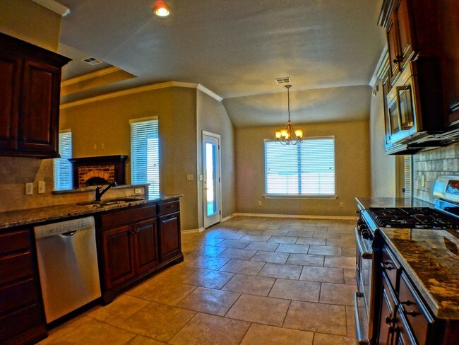 Building Photo - 724 Abilene Way