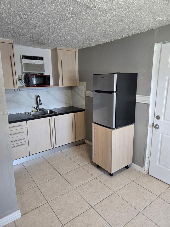 Building Photo - 7930 NW 174th Terrace
