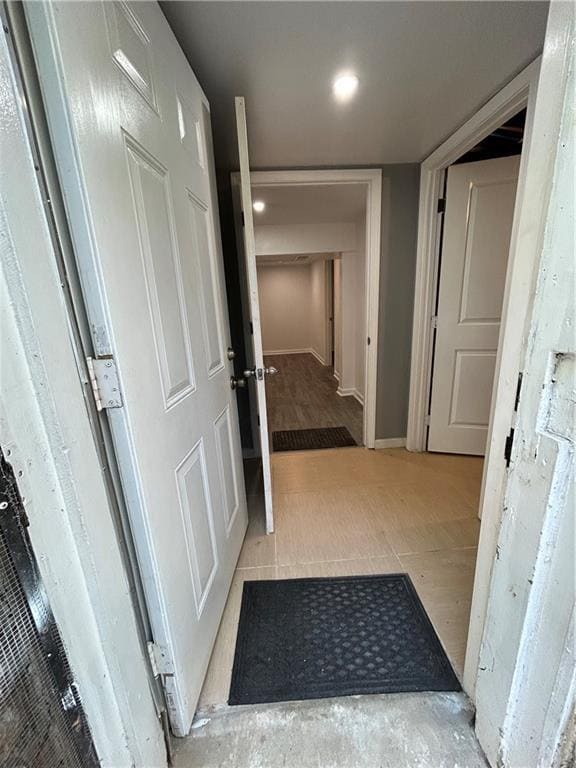 Building Photo - 1665 Avon Ave SW