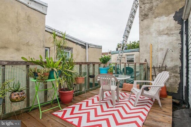 Building Photo - 1517 S 6th St