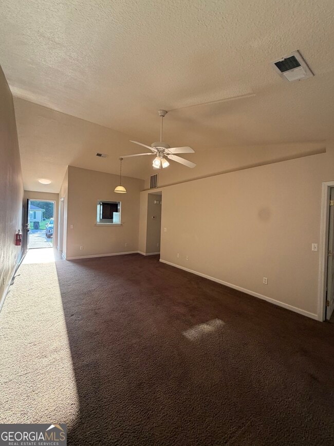 Building Photo - 410 E Lawnwood Ave