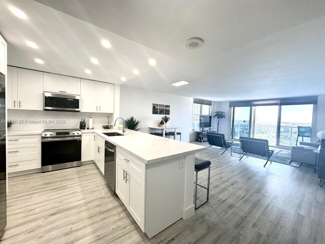 Building Photo - 3800 S Ocean Dr