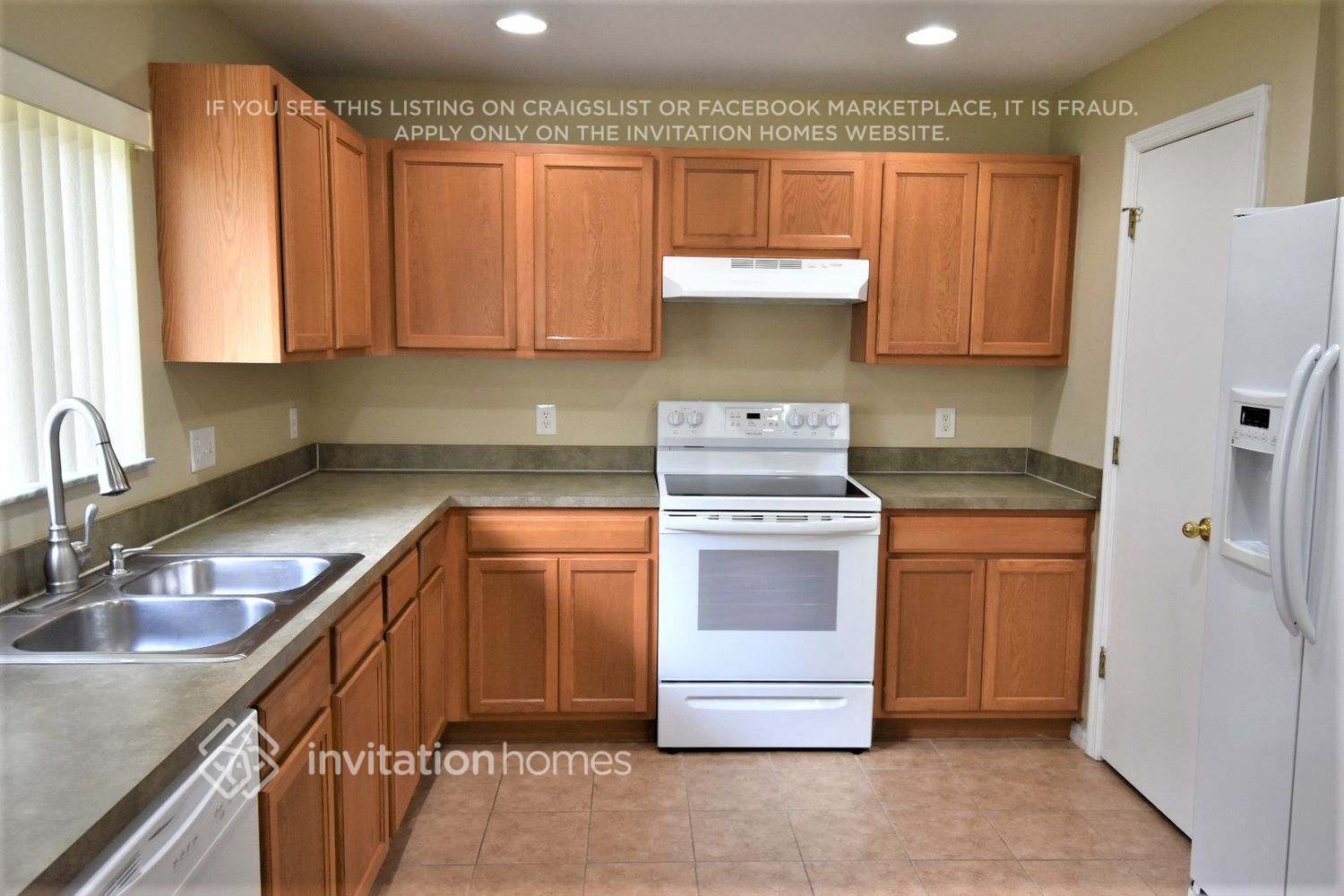 Building Photo - 9313 Wellstone Dr