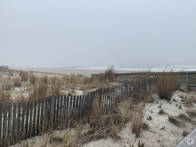 Building Photo - Fairfield Beachfront at Long Beach