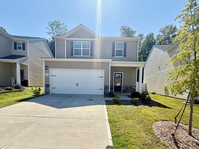 Building Photo - 6200 Lowe Ln