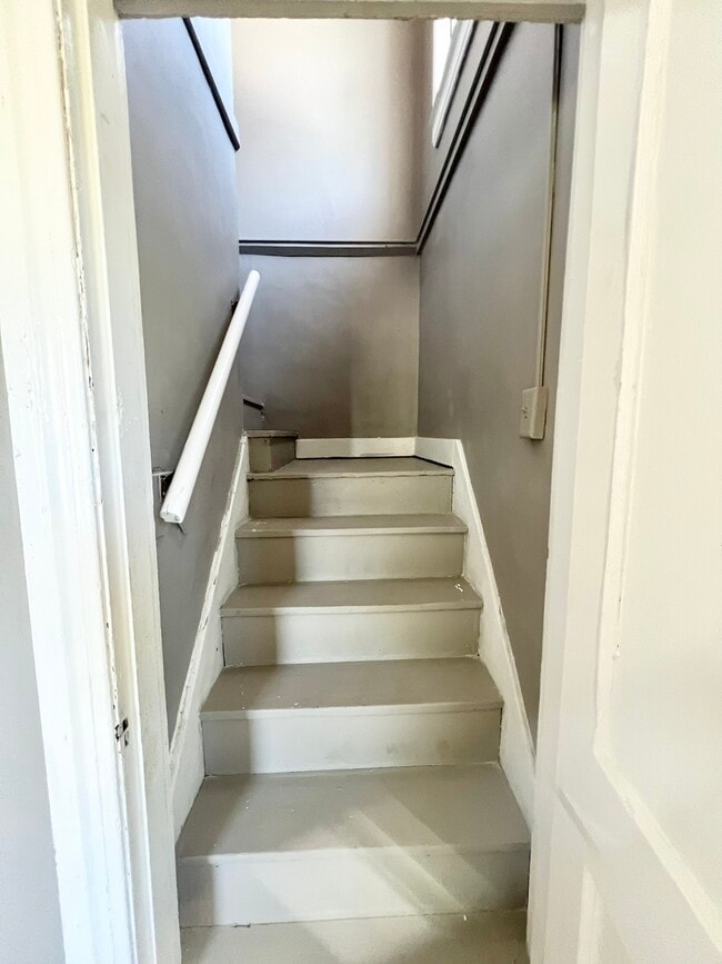 Building Photo - 1453 Olive St