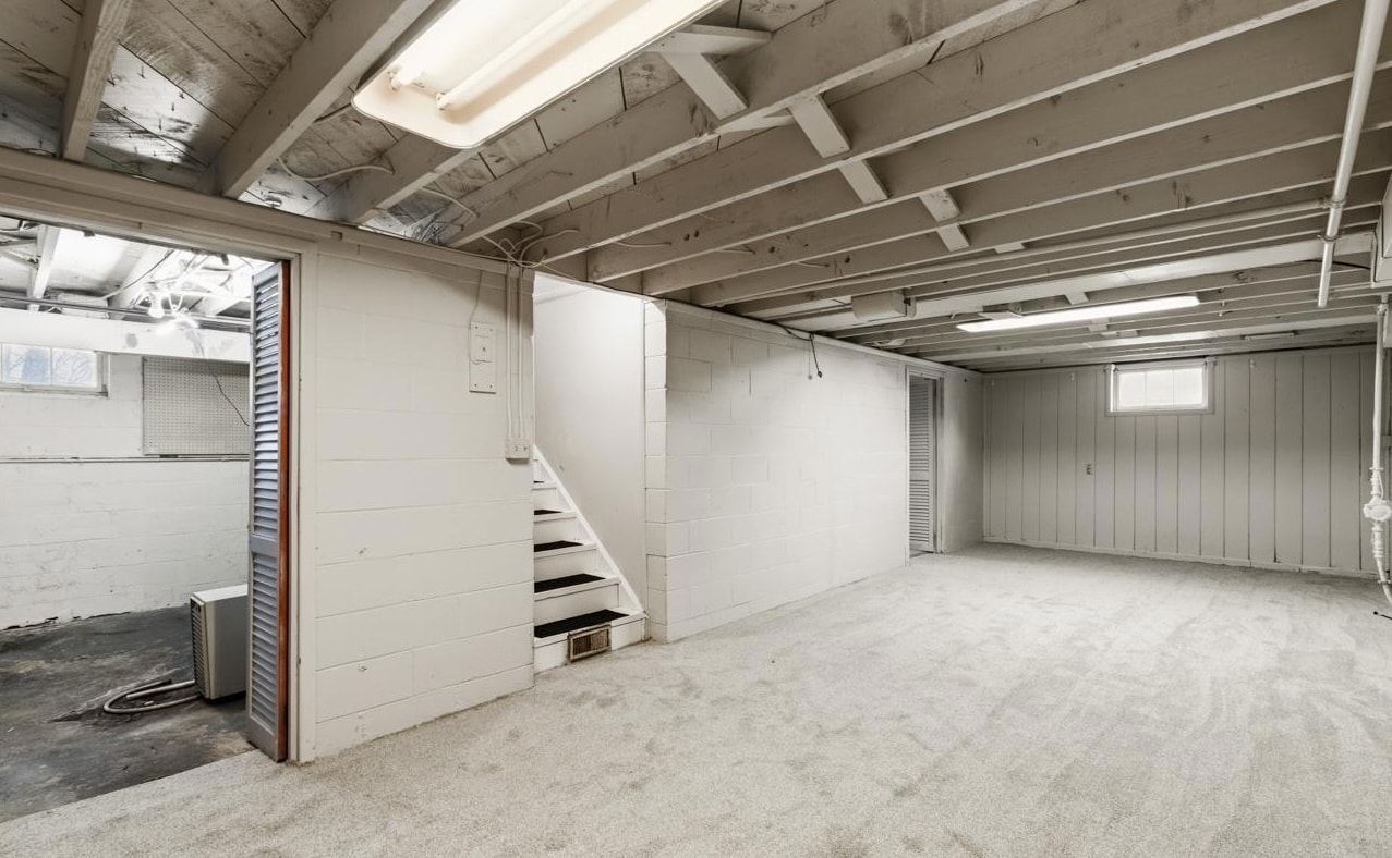 Building Photo - 5610 Frederick St