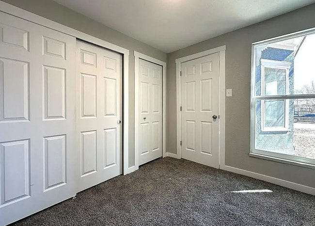 Building Photo - Modern Pet-Friendly Home with Fenced Yard in Central Pueblo!