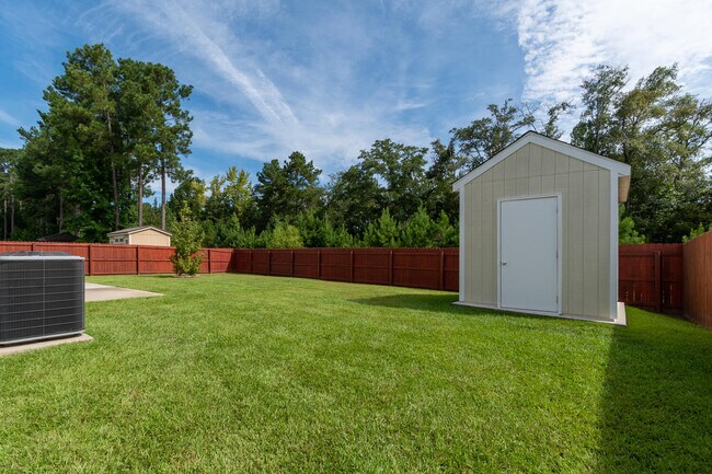 Building Photo - 3733 Moseley Dr