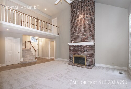 Building Photo - 11956 Farley-