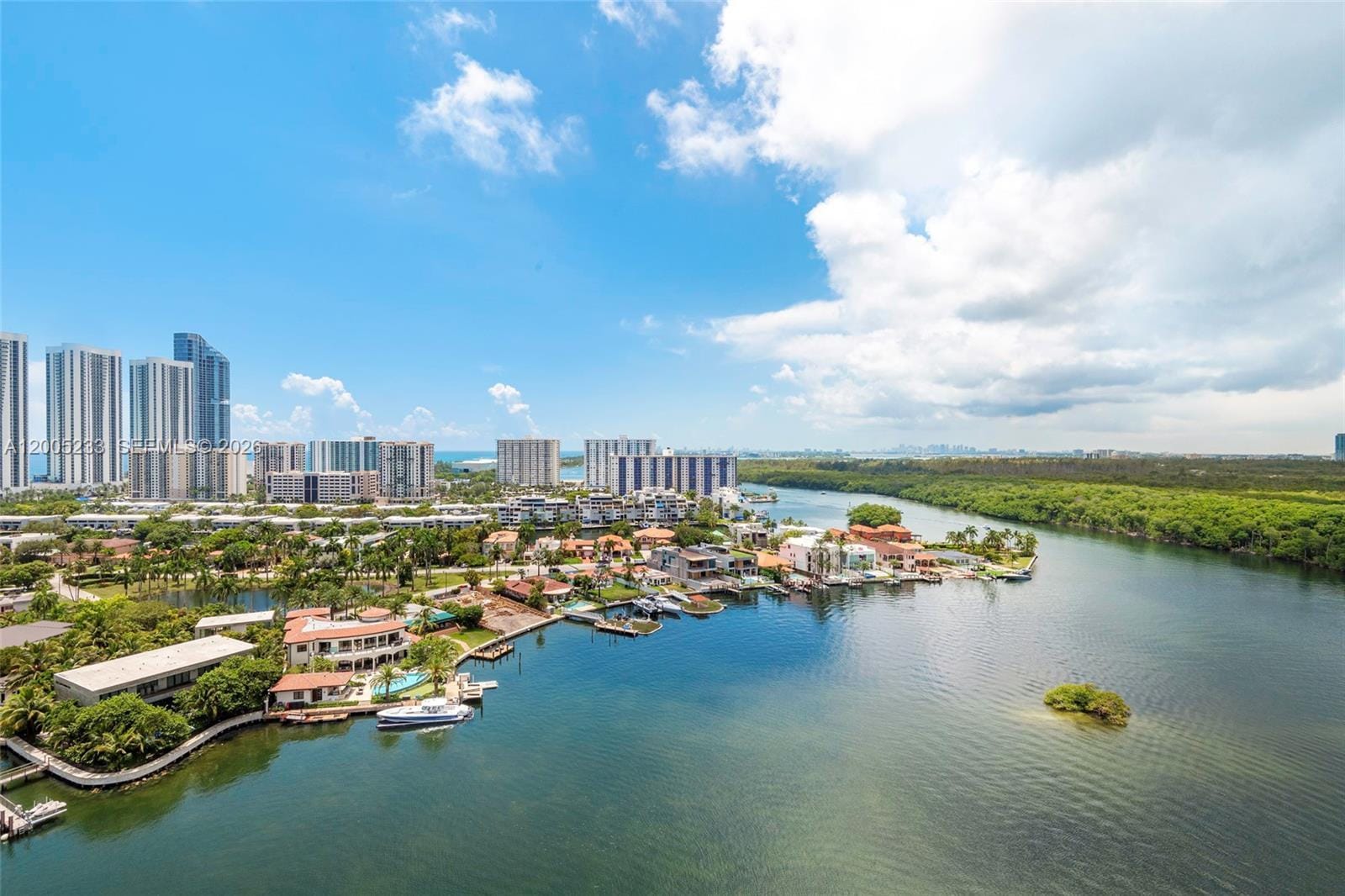 Building Photo - 400 Sunny Isles Blvd