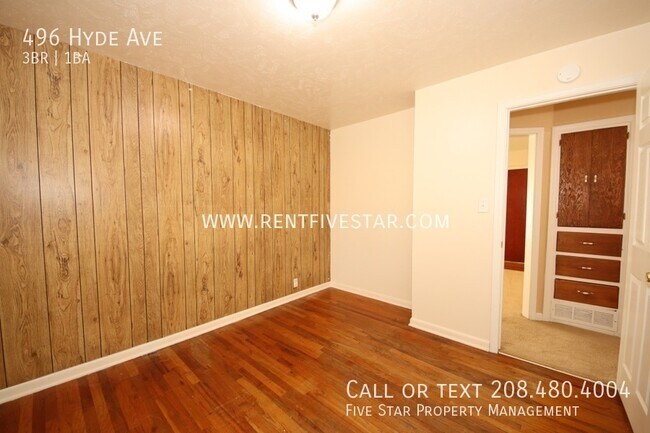 Building Photo - 496 Hyde Ave