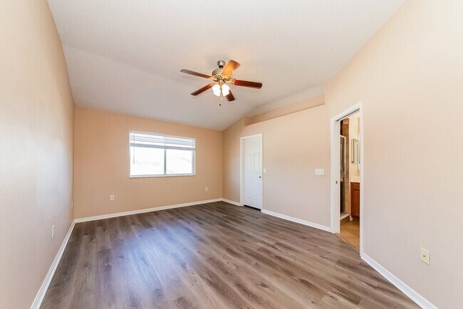 Building Photo - 15307 Skip Jack Loop