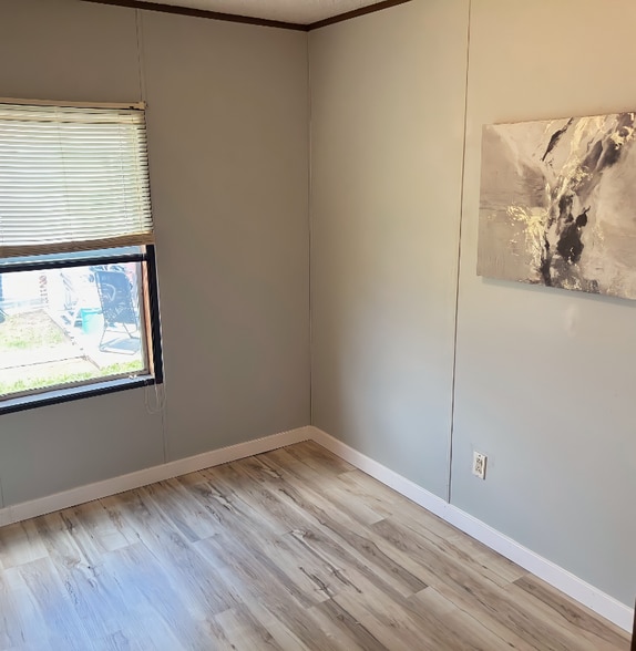 Building Photo - 516 Timber Ridge Ln