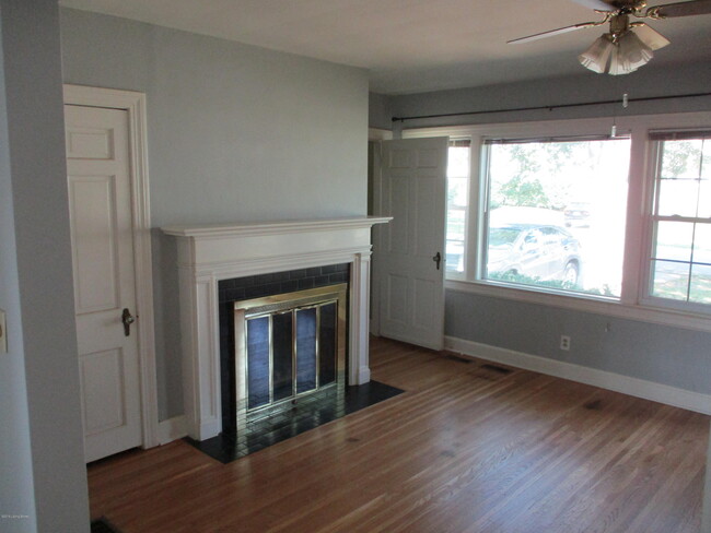 Building Photo - 4214 Winchester Rd