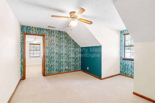 Building Photo - 157 Boyd Dr