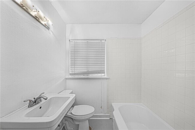 Building Photo - 3705 Tower View Ct