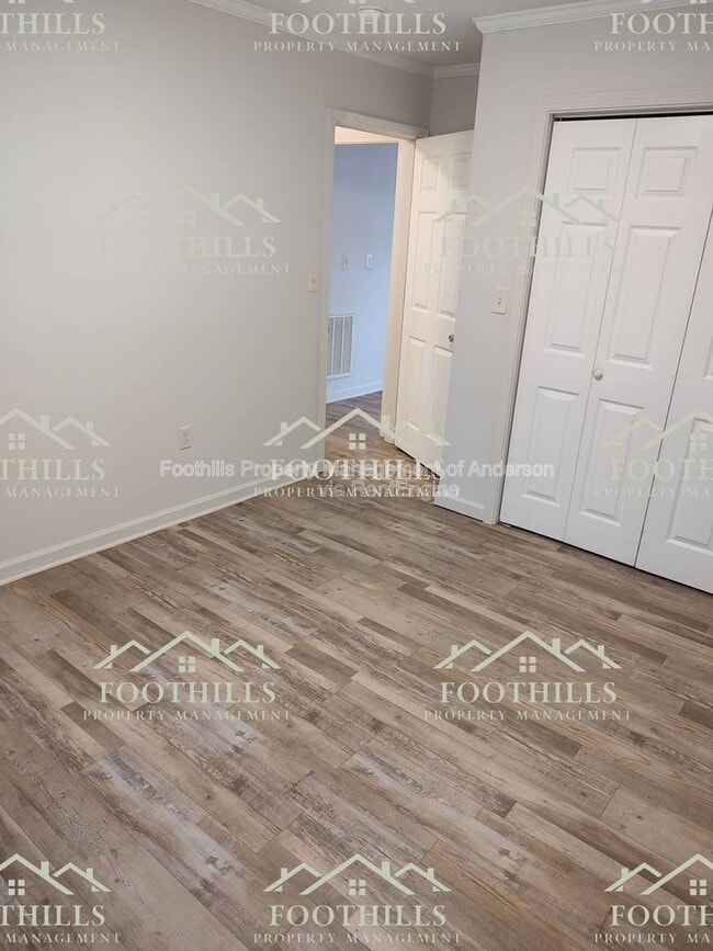 Building Photo - 201 F St