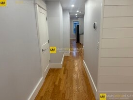 Building Photo - 331 Chelsea St