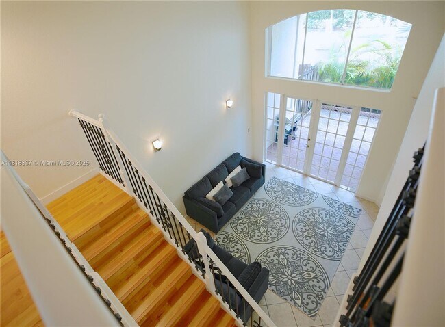 Building Photo - 5536 NW 113th Pl
