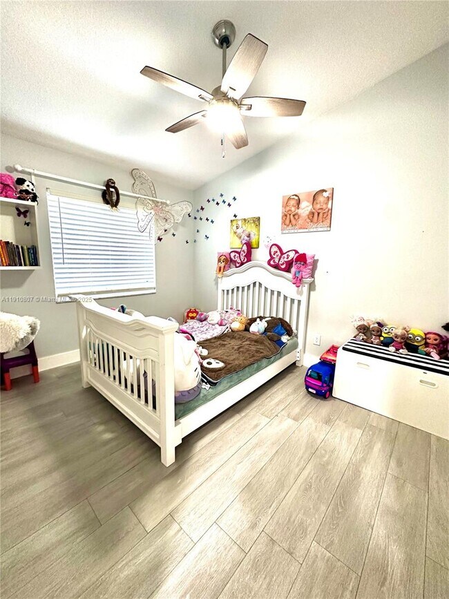 Building Photo - 3501 SW 142nd Ave