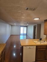 Building Photo - 8505 S Camay Ave