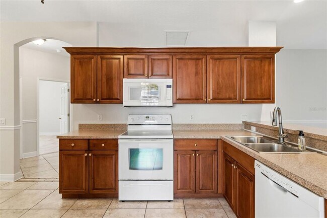 Building Photo - 1208 DR Martin Luther King JR Street North