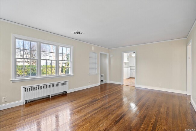 Building Photo - 31 Woolsey Ave