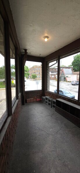 Porch - 2370 Eldridge St