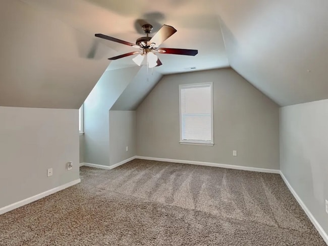 Building Photo - 6333 Willowdell Dr