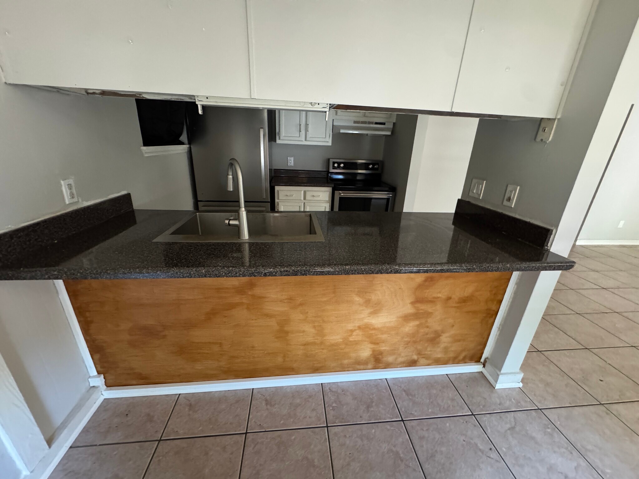 Building Photo - 1863 Nekoma Ct