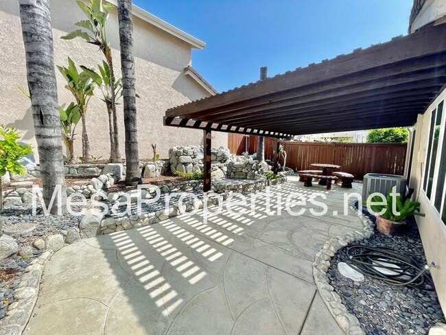 Building Photo - 4342 Ironwood Dr