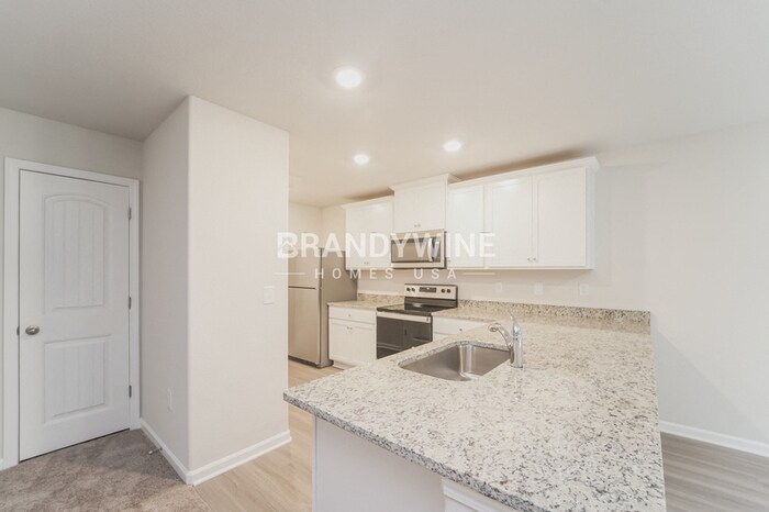 Building Photo - 8425 Deerwood Rd