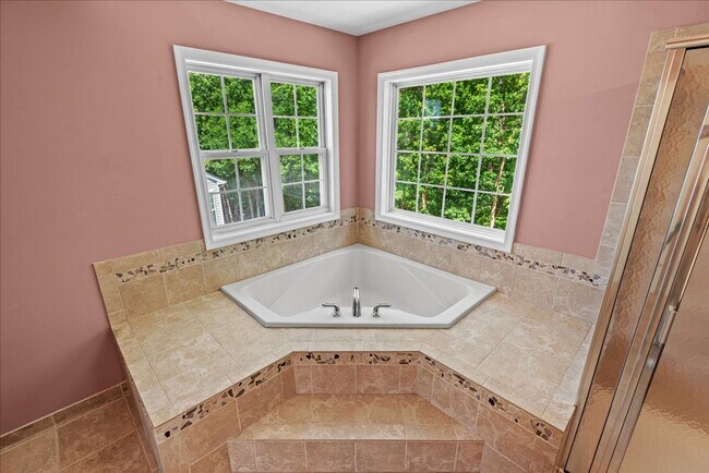 Building Photo - CLOSE TO I-95 & QUANTICO!