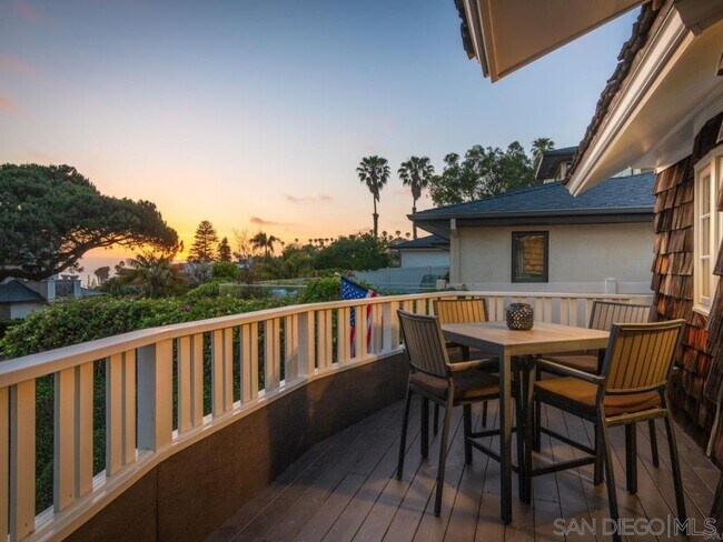 Building Photo - 5839 Camino De La Costa
