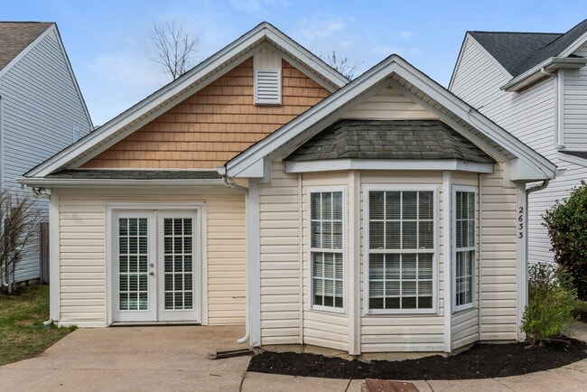 Building Photo - 2633 River Meade Way