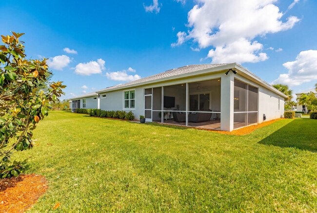 Building Photo - 10281 SW Captiva Dr